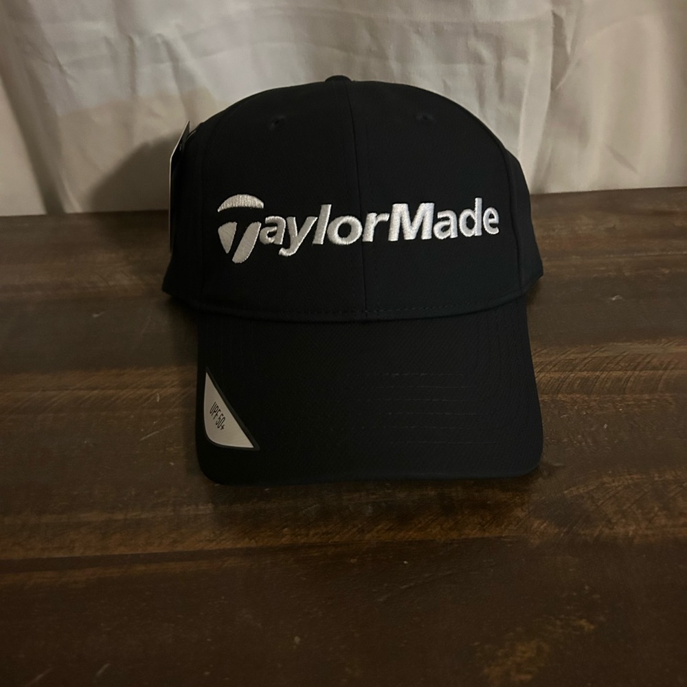 TaylorMade Black and White Golf Hat